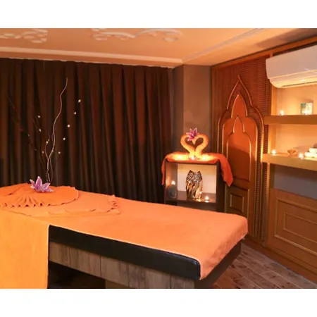 Hotel J'adore Deluxe & Titreyengol