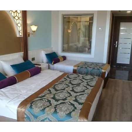 J'Adore Deluxe Hotel & Spa Titreyengol