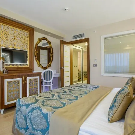 J'Adore Deluxe Hotel & Spa Hotel 5*